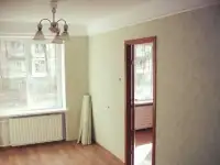 Поклейка обоев.