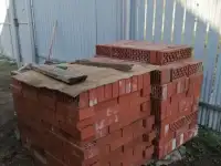 Продаю кирпич