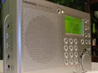 Новый, цифровой радиоприёмник Grundig WR 5408PLL, фотография 2