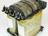 Сухие трансформаторы (1-400 Вт; 1/3-х фазные; 50,400,1000 Гц), магнитопроводы , сетевые адаптеры, фотография 7