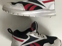Кроссовки Reebok 22,5 размер