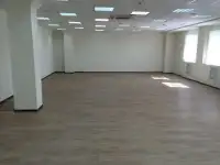 Укладка клеевого винилового ламината и плитки, фотография 2