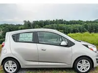 Автомобиль Chevrolet Spark