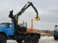 Новый лесовоз Урал 55571 с манипулятором в наличии с ПТС