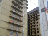 Ессентуки, р-н Молзавод, ул Октябрьская 337 корпус 3,  1-комнатная квартира 41,7 кв м, балкон 11 кв.м.из комнаты и кухн