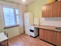 Продам 2-комнатную квартиру в центре, 6б