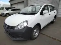 Универсал Mazda Familia Van кузов BVZNY12 модификация DX гв 2017 4wd