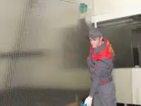 Резка армированного стекло