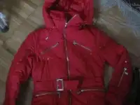 Куртка розовая с капюшоном для девочки, фотография 3