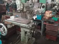 Широкоуниверсальный фрезерный станок 6В75