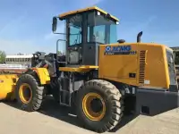 фронтальный погрузчик XCMG ZL30GV, фотография 4