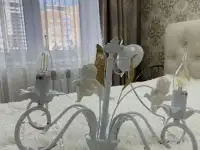 Продам люстру