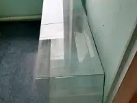 Стеклянная витрина бу, фотография 2