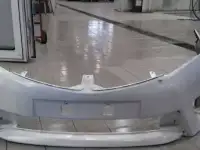 Продаю бампер передний на тойота