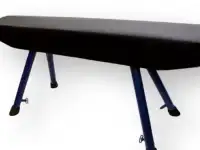Конь гимнастический