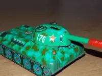 Электромеханическая игрушка 