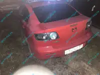 Автомобиль Mazda 3, 2007, фотография 3