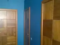 Монтаж межкомнатных дверей