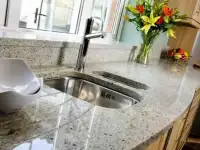 Столешницы на кухню  из искусственного и натурального камня в Самаре