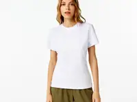 Женская футболка lacoste slim fit
