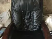 Массажное кресло