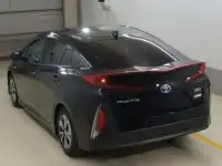 Лифтбек гибрид Toyota Prius PHV кузов ZVW52 модификация S Navi Package Safety Plus гв 2018, фотография 2