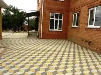 Укладка дорожек тротуарной плитки на даче цена