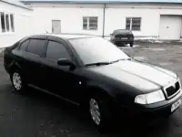 продаю автомобиль SCODA OCTAVIA TOUR