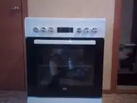 Электроплита керамическая Beko FSM67320GWS