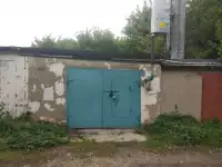 гараж продоется, Россия, дорожная улица