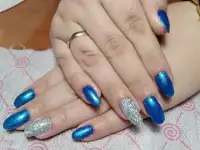 Маникюр + гель-лак.