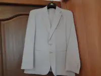 продам костюм
