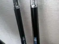 продаю задние амортизаторыsx новые