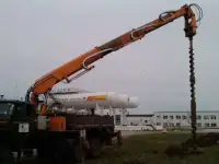 Буровые работы. Монтаж винтовых свай.