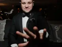 Ведущий мероприятий