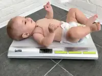 Весы для новорожденных