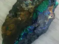Коллекционный заринит, природные камни