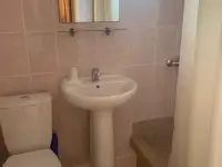 продам новую раковину с пьедесталом