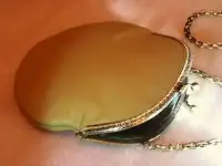 Маленькая сумочка кожаная оливковая handmade, фотография 9