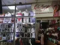 Требуется продавец