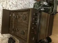 Продам газовую плиту б/у