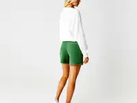 Женские шорты lacoste slim fit, фотография 2