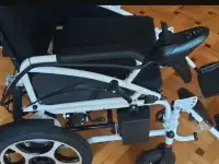 Электрическая кресло коляска MET Comfort 85