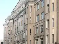 БЦ Уланский.  Сдается офис на 4 рабочих места.