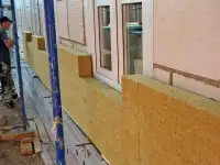 Утеплим дом минеральной плитой, пенопластом