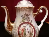 Фарфоровый сервиз Мадонна Антиквариат
