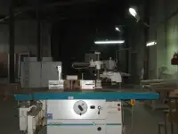 ПРОДАМ СТАНОК ФРЕЗЕРНЫЙ С УДЛИНЕННЫМ СТОЛОМ GRIGGIO T 220 
