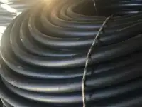 Резиновый поливочный шланг