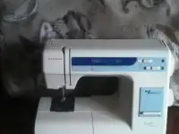 Продам швейную машину Janome 90A б/у