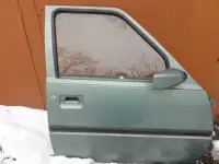 Продам на ЗАЗ Славуту капот сгубой решоткой и правую переднюю дверь, фотография 2